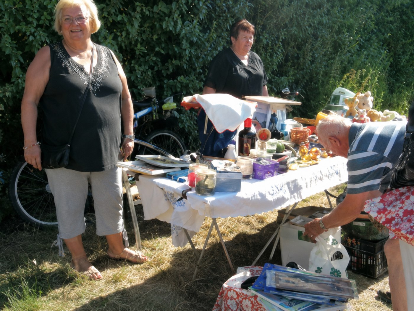 1. Trödelmarkt Kolonie Waldessaum